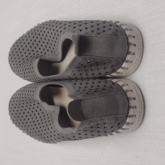 Isle of Jacobsen Tulip Perforated Slip-On Shoes - Picture 3 of 4